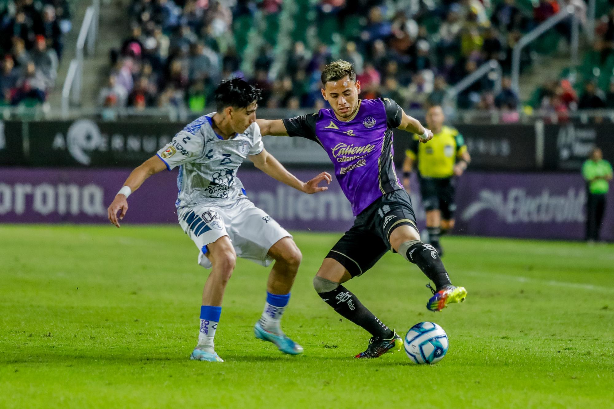 $!Mazatlán se esfuerza hasta el final, pero se queda corto ante el campeón