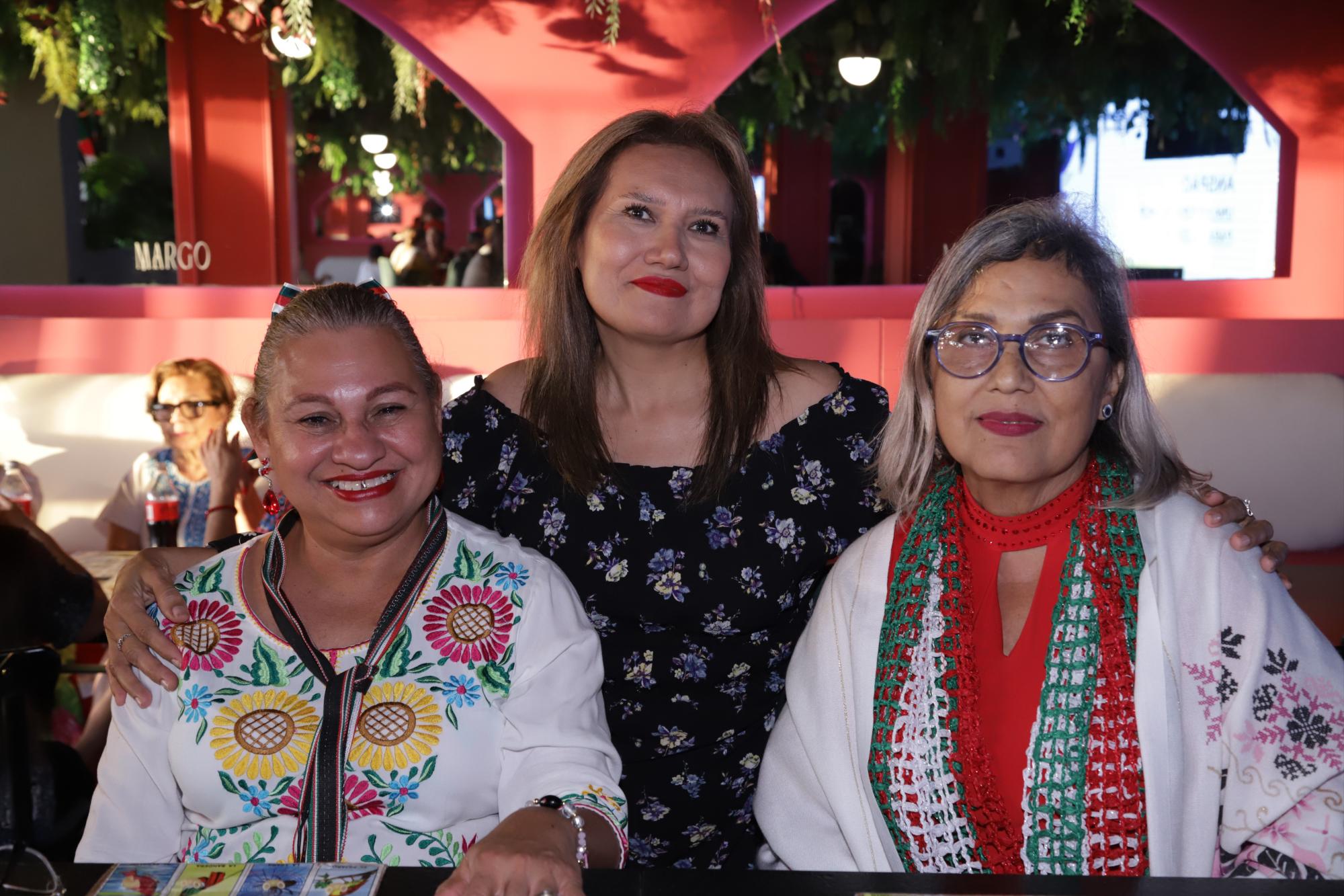 $!Lorena López, María Elvira Castro y Leticia Durán.