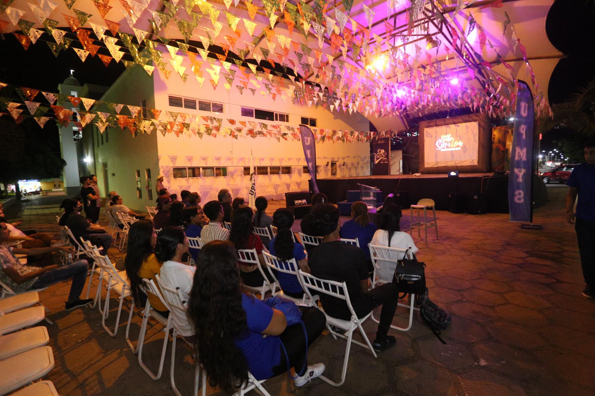 $!‘A qué sabe Sinaloa’ se proyectó con motivo del décimo aniversario de la Universidad Politécnica del Mar y la Sierra.