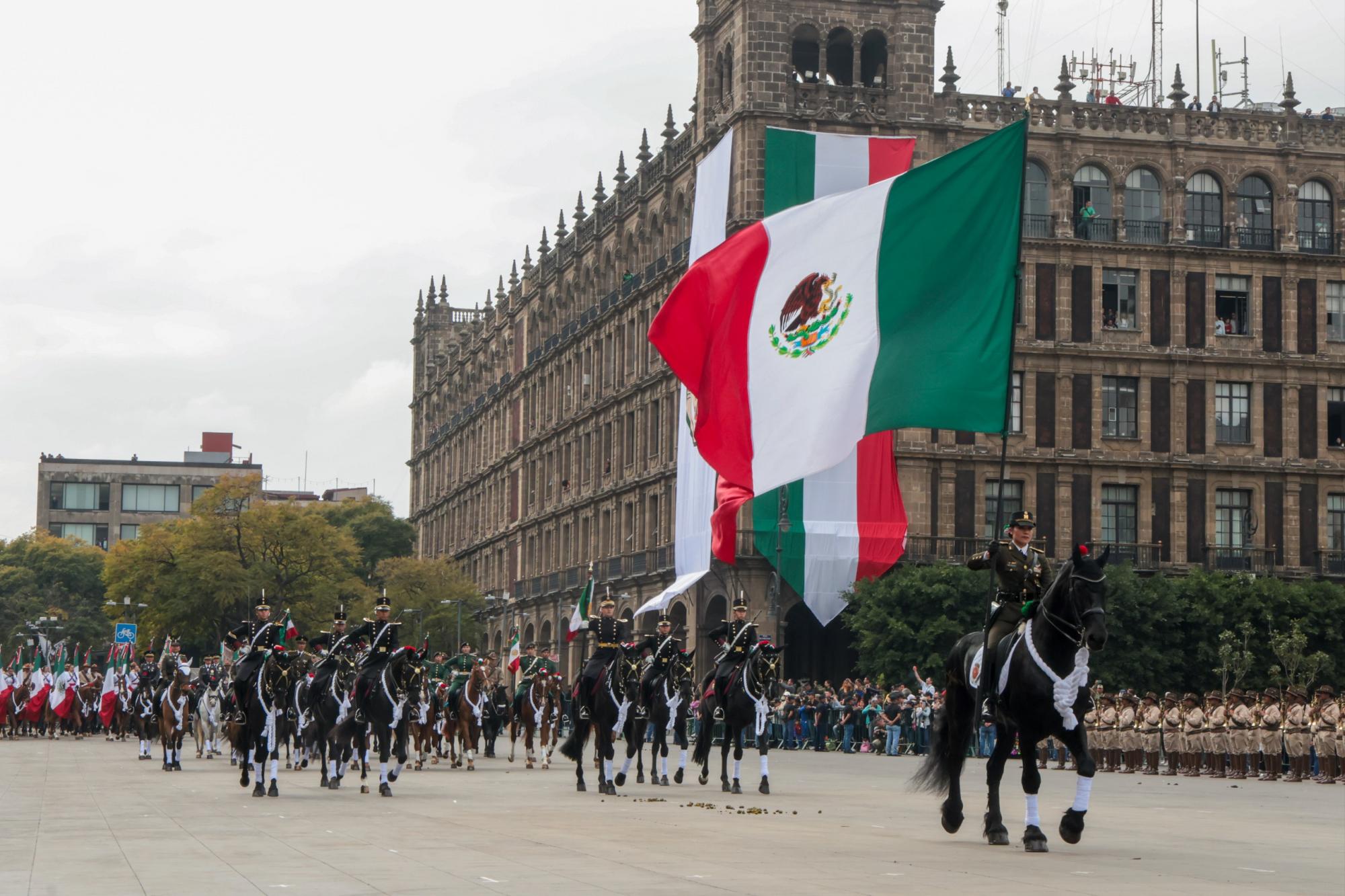 $!Sheinbaum encabeza su primer desfile como Comandanta Suprema de las Fuerzas Armadas