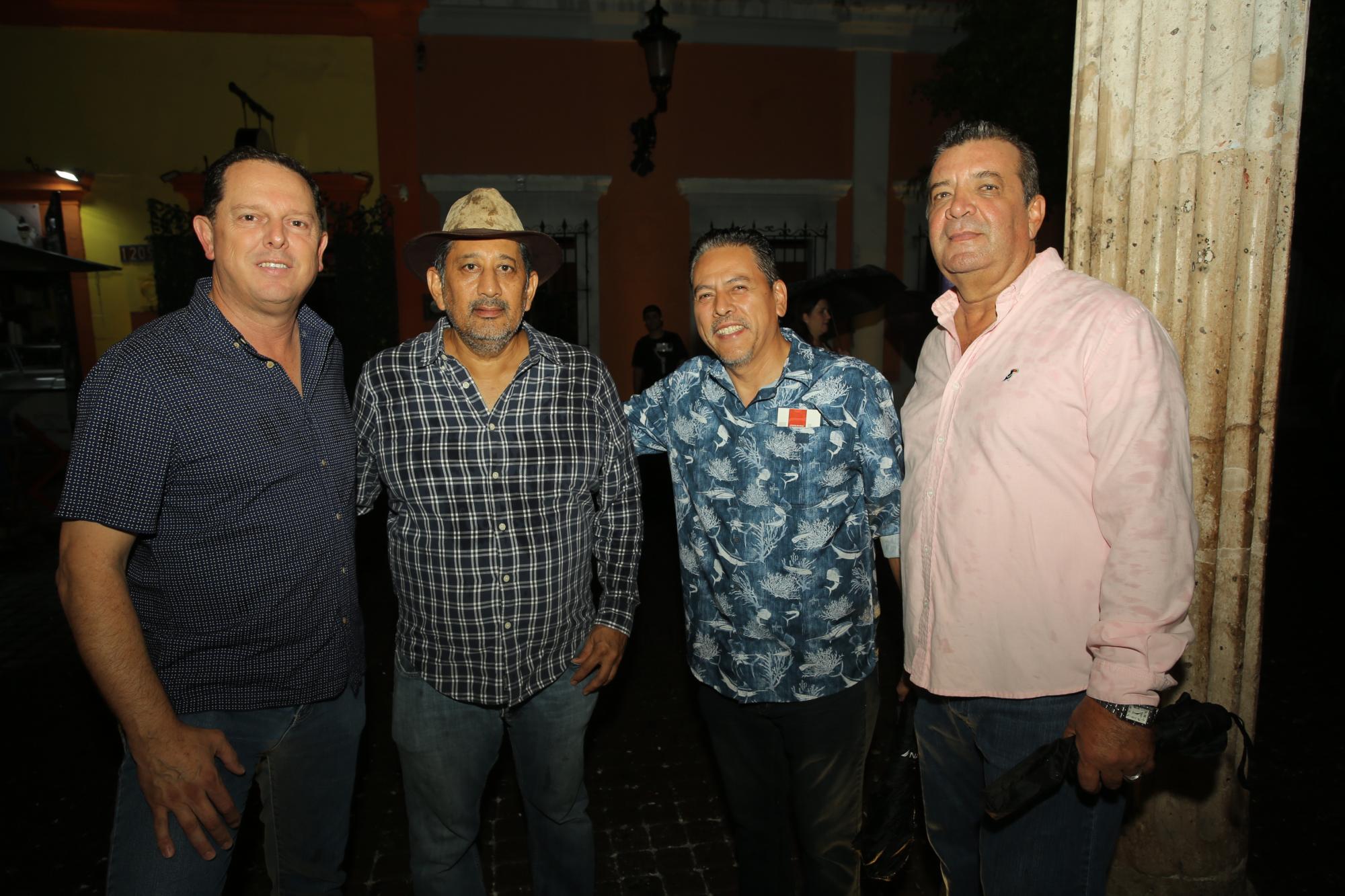 $!Víctor Suárez, Jaime López, Fernando Escutia y Carlos Valdez.