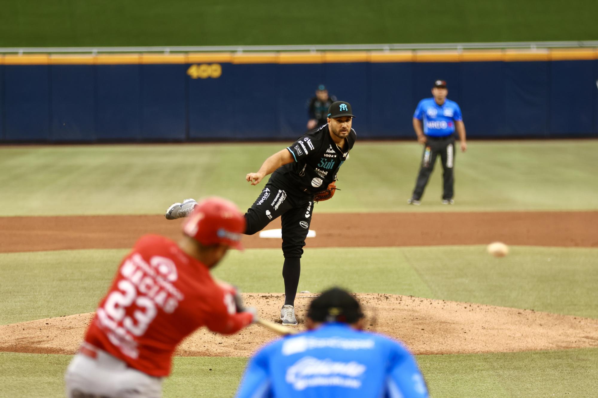 $!Venados apalean y barren a Sultanes en Monterrey