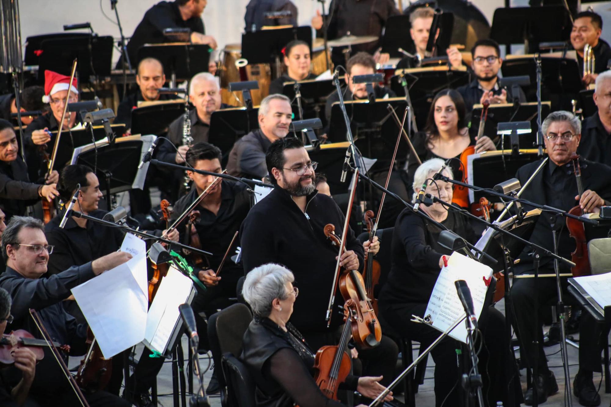 $!Los músicos Samuel Murillo fue uno de los directores invitados de la temporada.