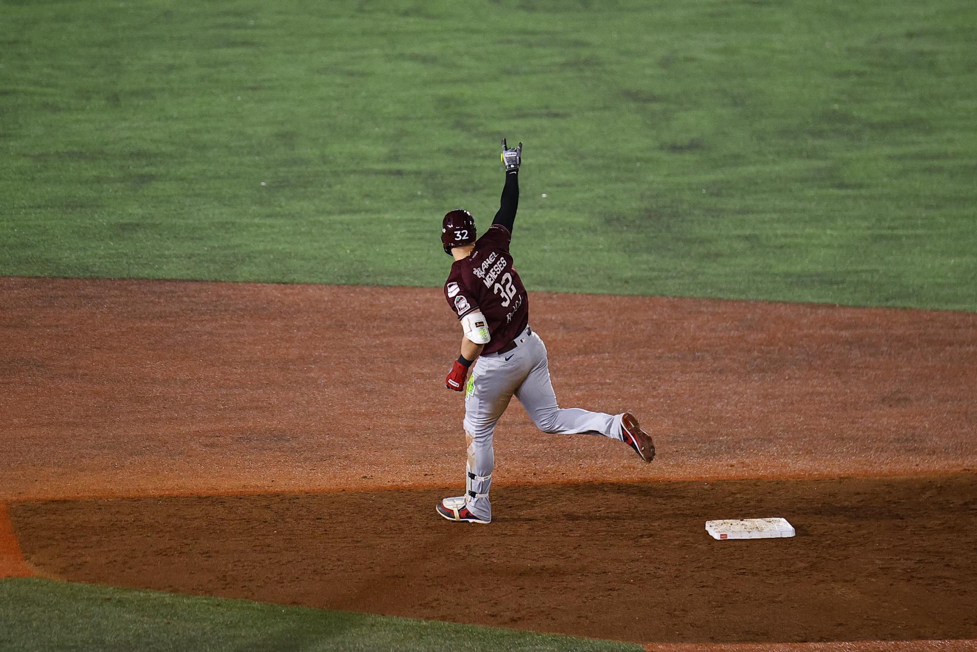 $!Pese a igualar marca de LMP, Tomateros de Culiacán es frenado en Jalisco