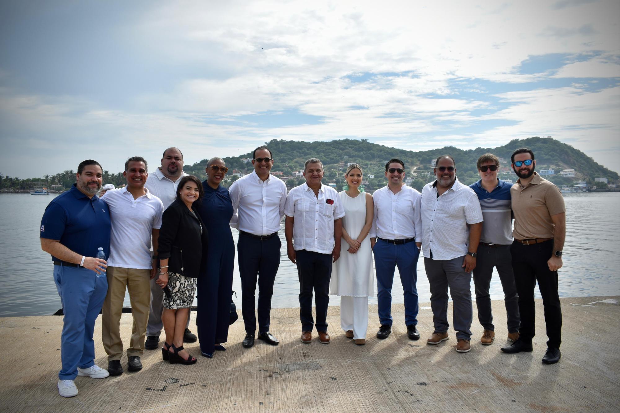 $!Muestran a directivos y ejecutivos navieros la terminal de cruceros turísticos de Mazatlán