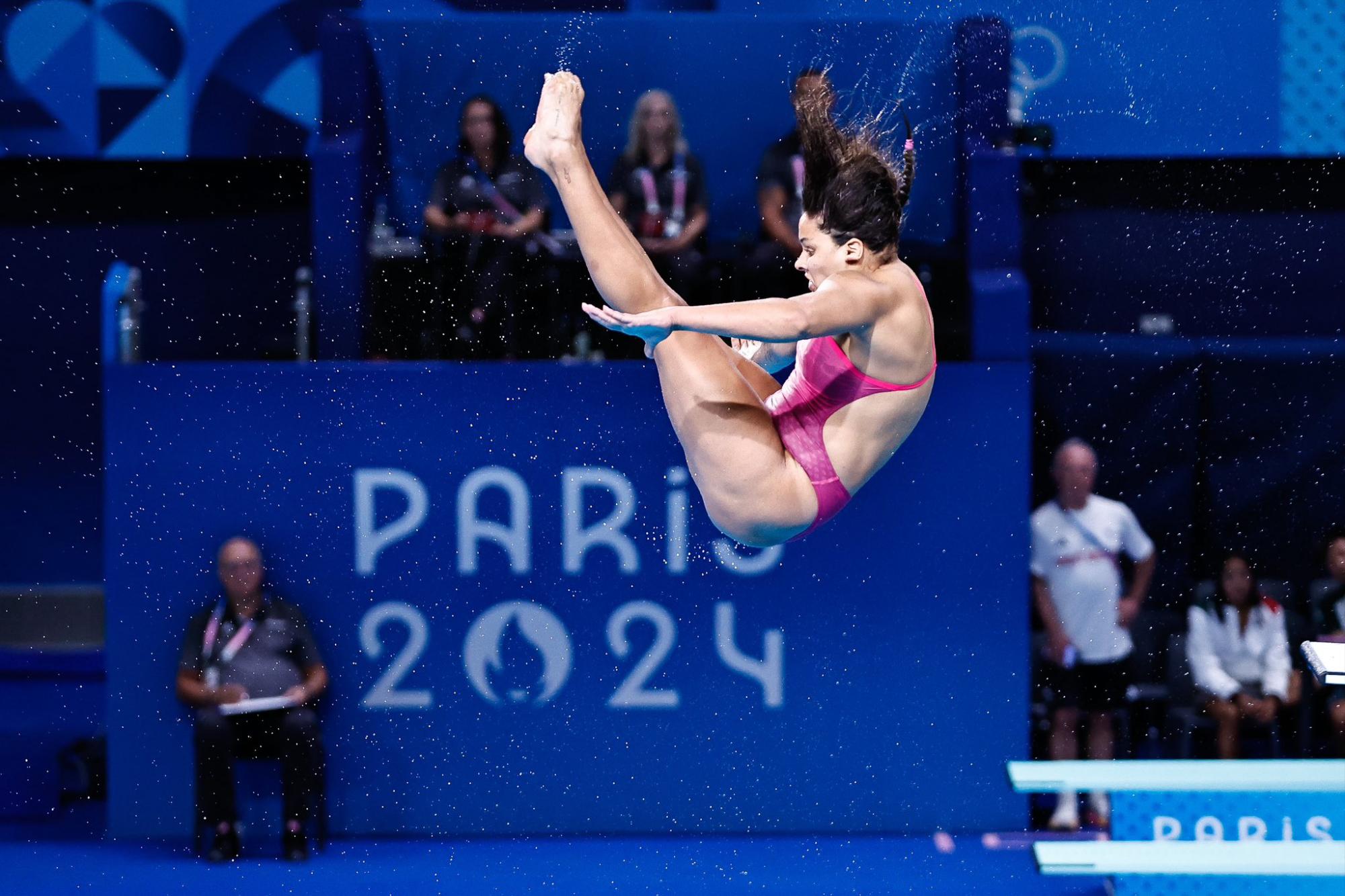 $!Alejandra Estudillo clasifica a la final de trampolín 3m; Aranza Vázquez queda fuera tras clavado de cero