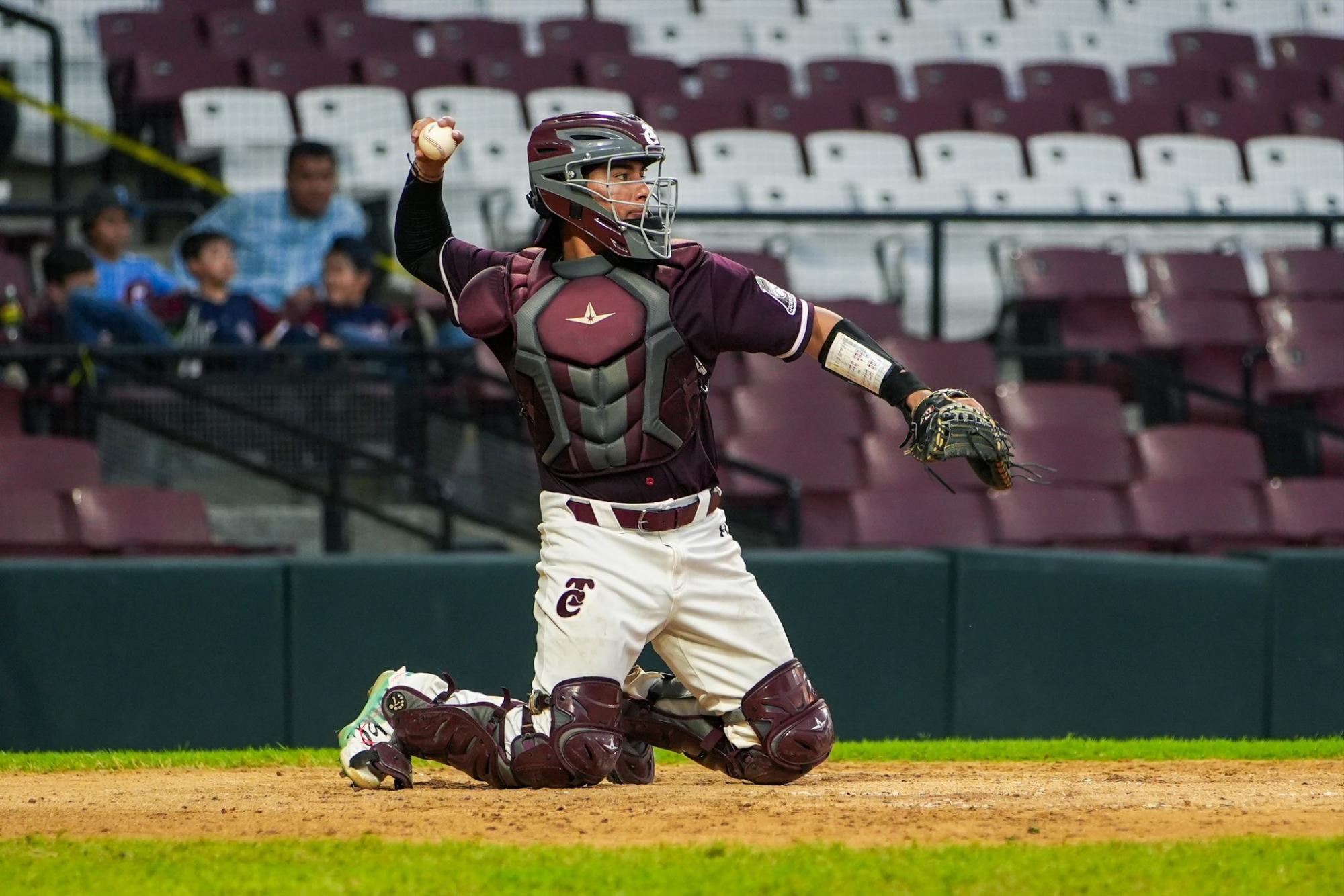 $!Tomateros inician juegos de pretemporada con victoria