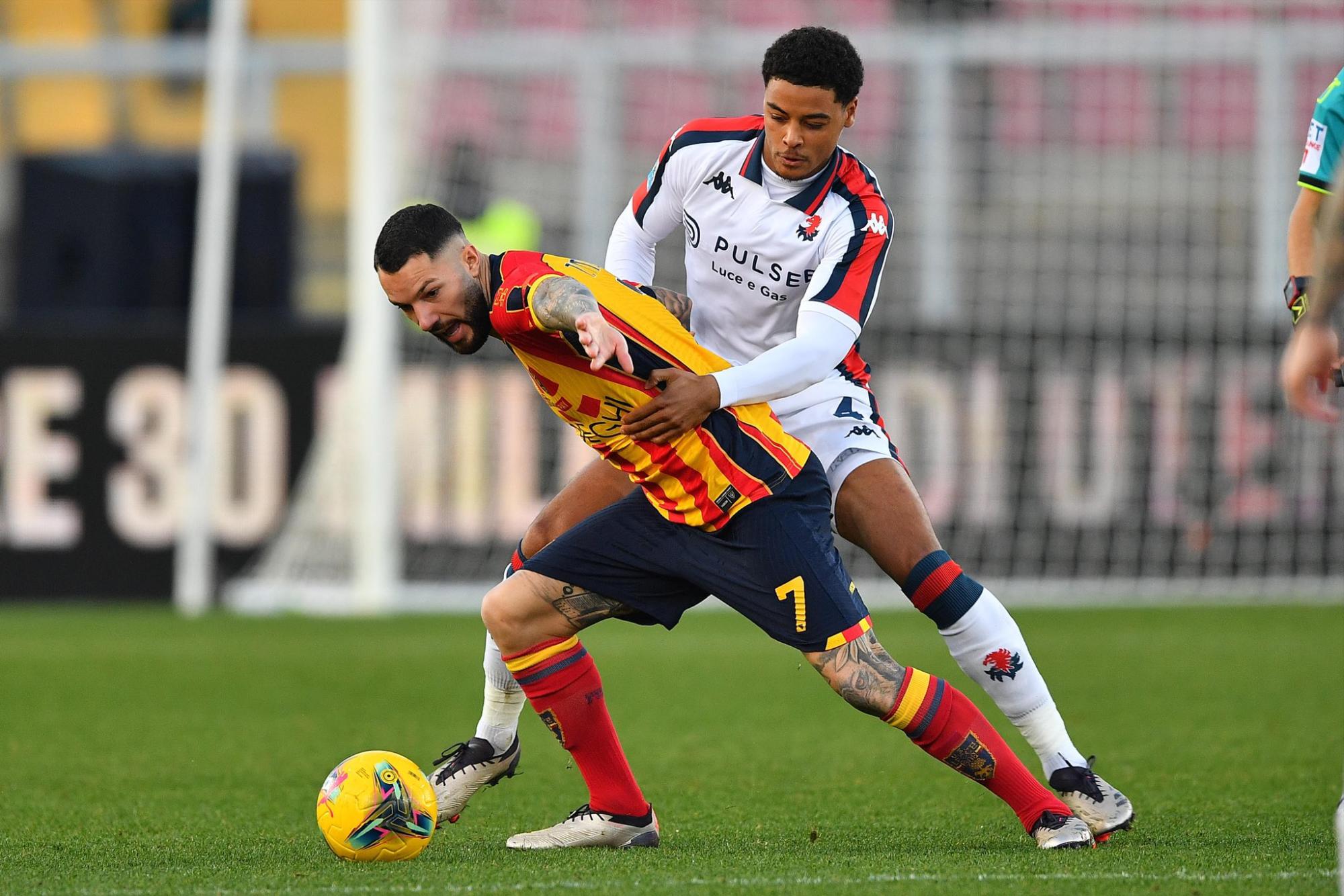 $!El Genoa de Johan Vásquez y Lecce no se hacen daño