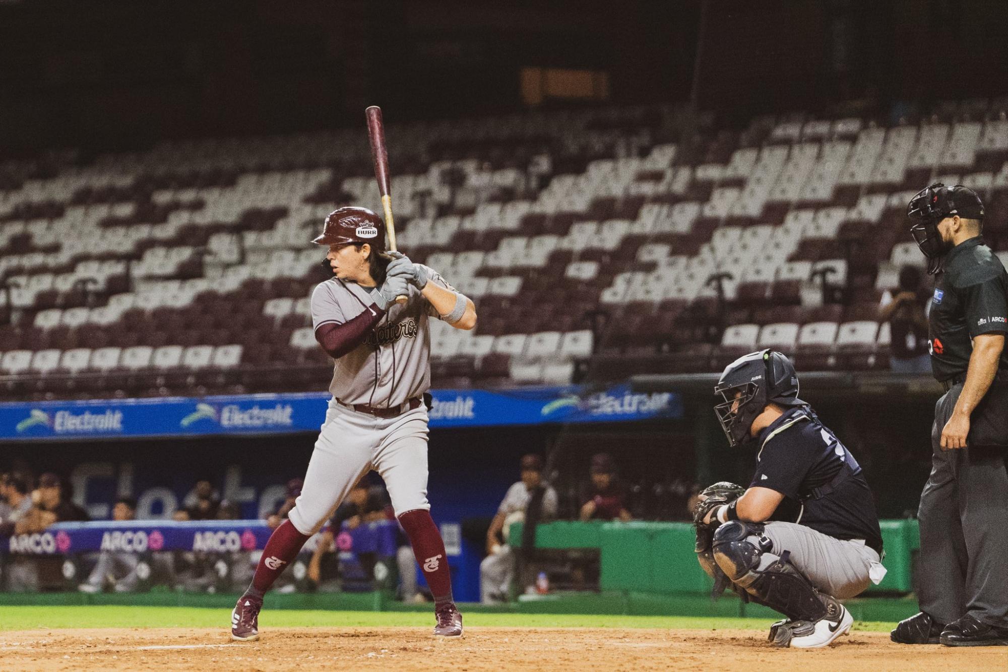 $!Tomateros de Culiacán cae por blanqueada en la capital sinaloense