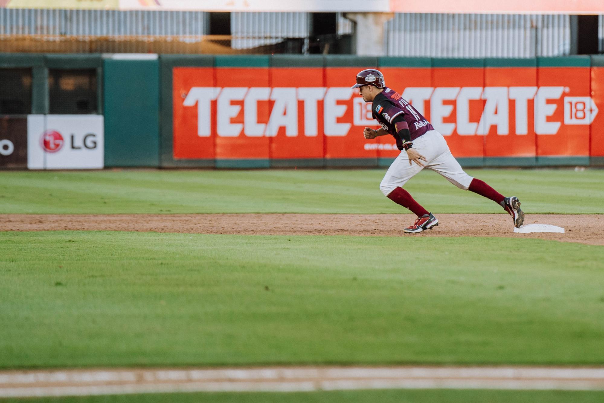 $!Tomateros de Culiacán rescata el del honor ante Yaquis