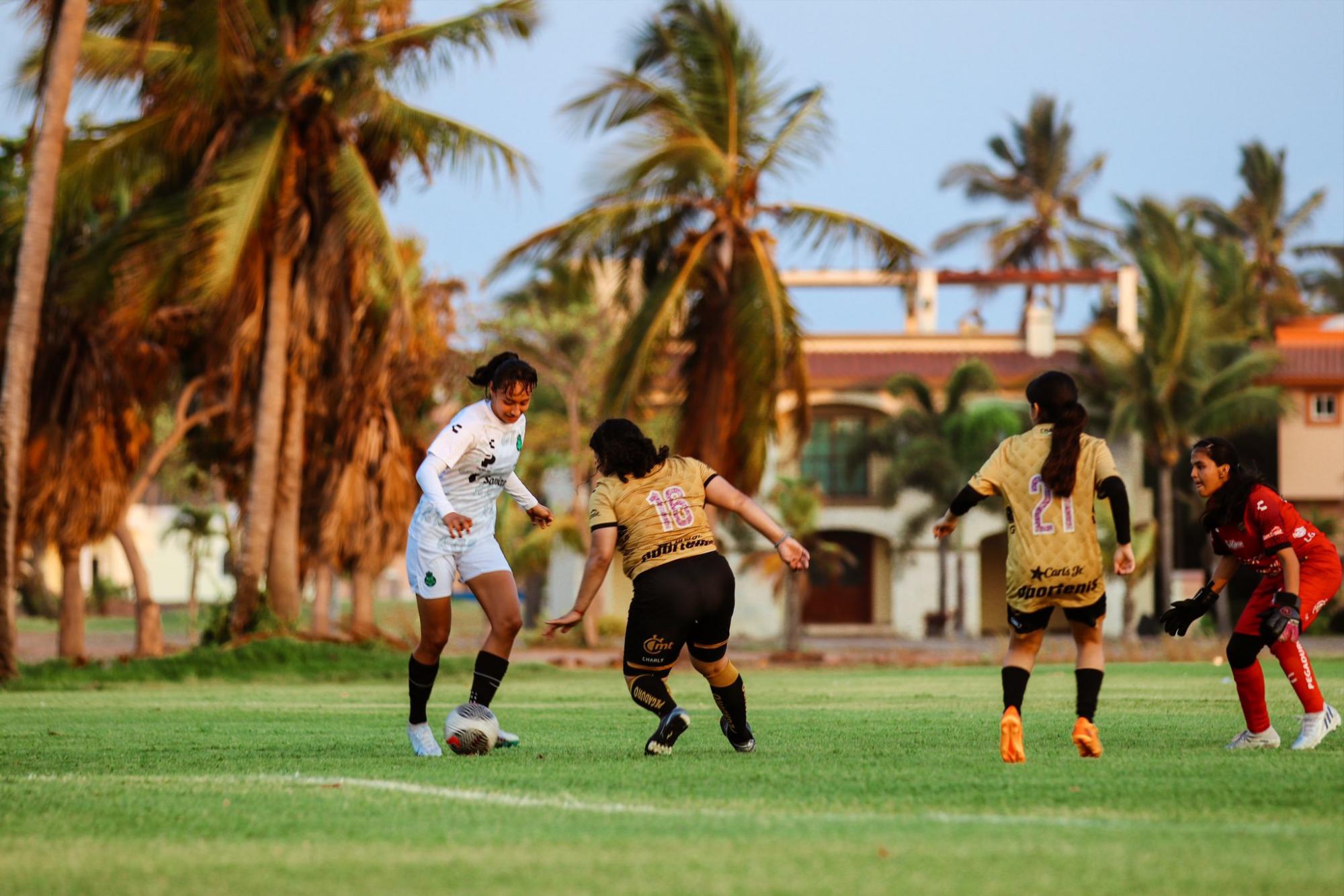 $!Doradas de Sinaloa vive una experiencia de Primera, tras enfrentarse a Santos Laguna