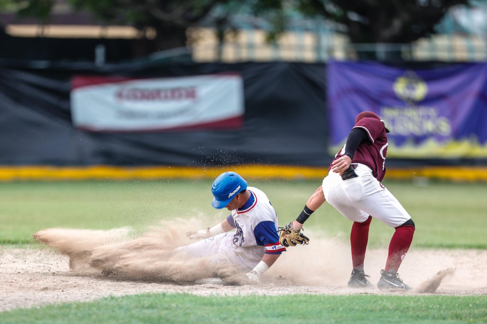 $!Tomateros es apaleado por Charros en Puerto Vallarta