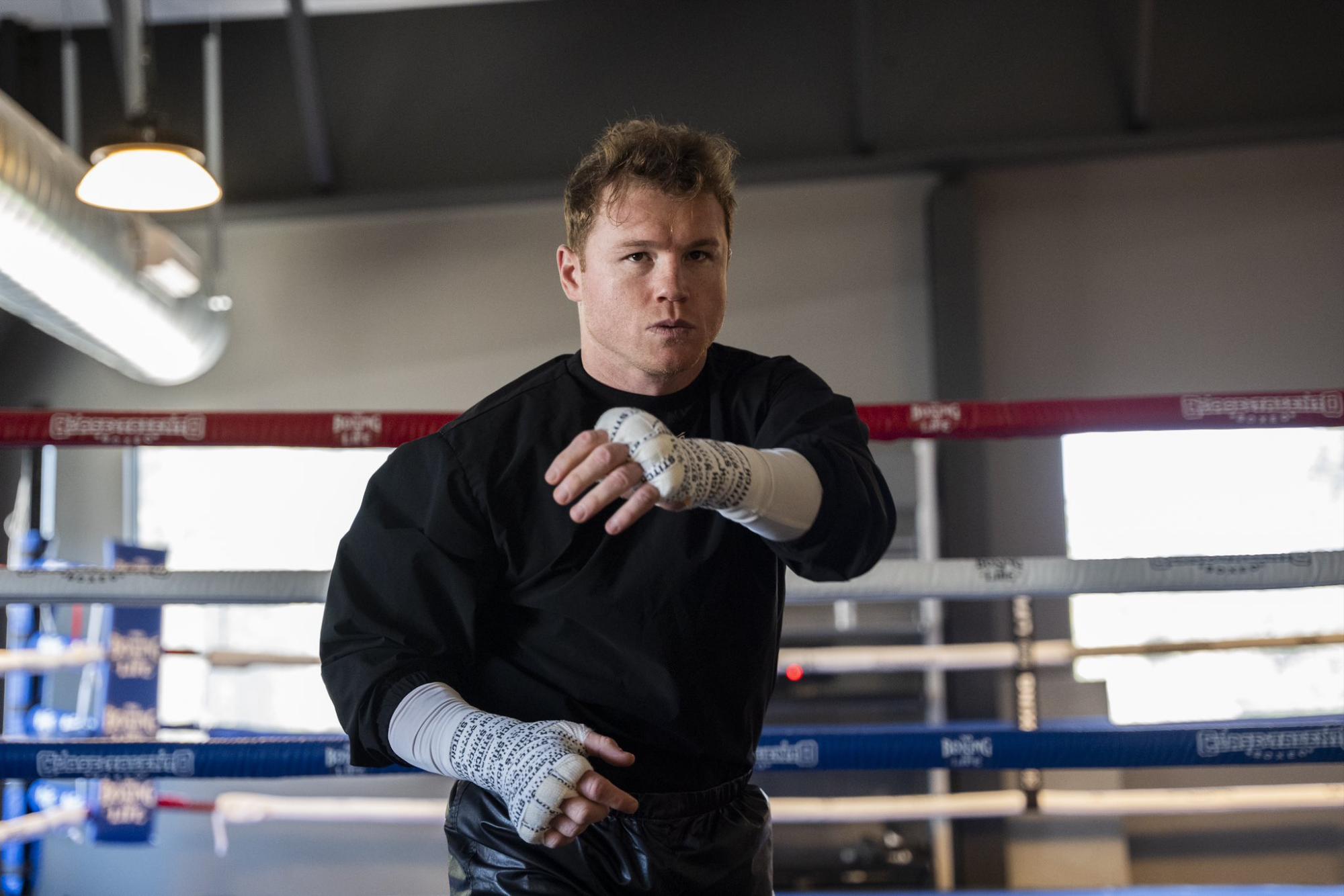 $!Canelo Álvarez pensó en vengar a Mike Tyson tras su pelea con Jake Paul