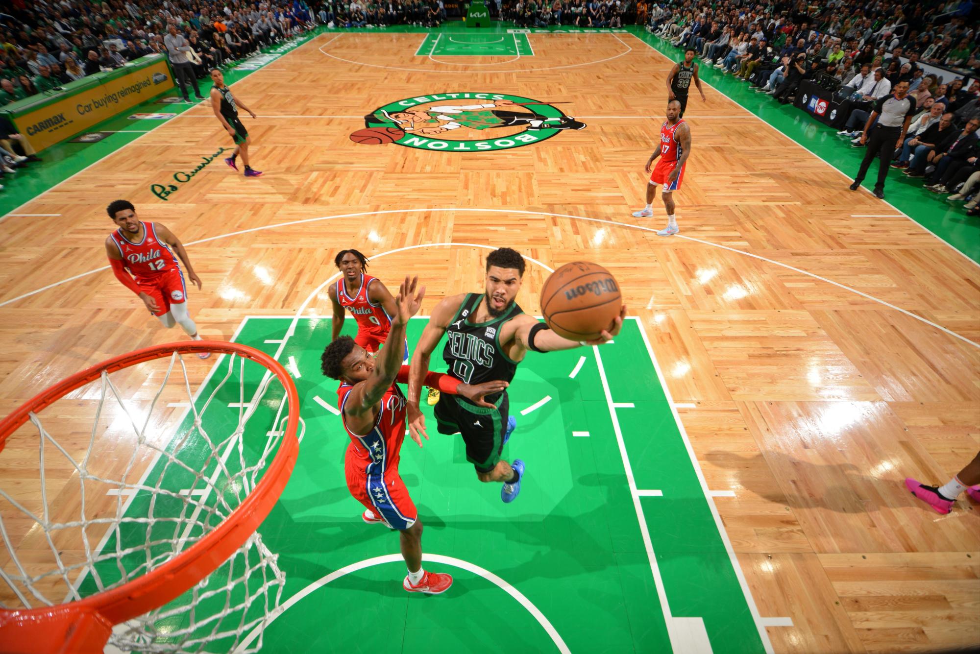 $!Sin Joel Embiid, los 76ers se apoyaron en un fenomenal James Harden para vencer a los Celtics