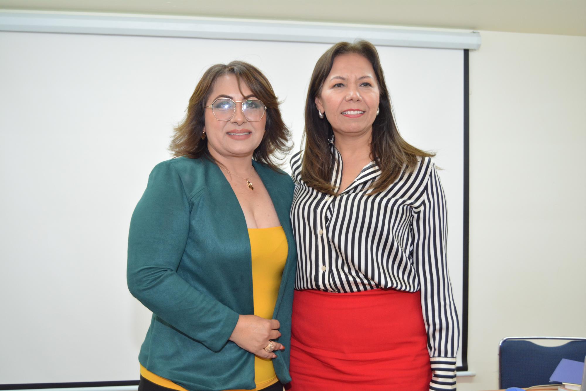 $!Celina Judith López Valdez y Consuelo Gutiérrez, encargada del Despacho de la Secretaria de las Mujeres en el Estado.