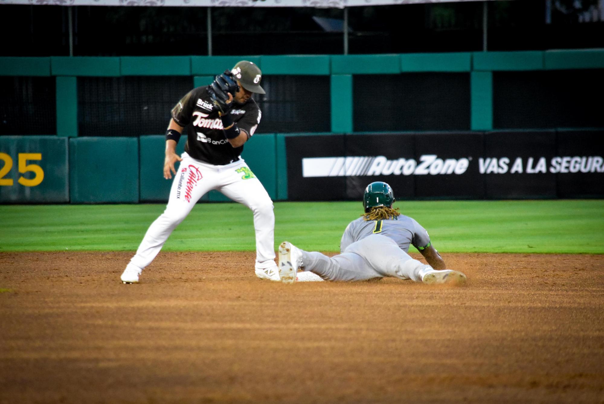 $!Cañeros de Los Mochis iguala la Serie Rosa en Culiacán