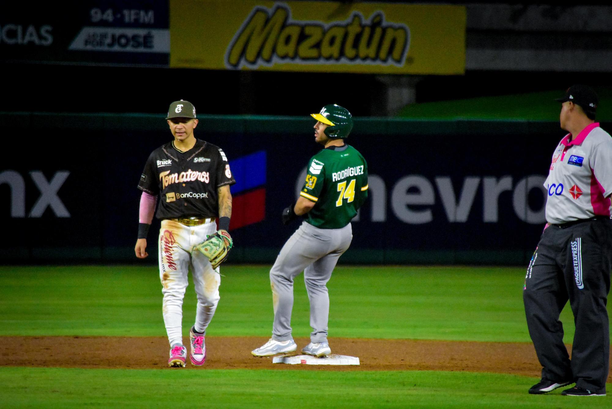 $!Gran salida de Víctor Castañeda guía a Tomateros de Culiacán