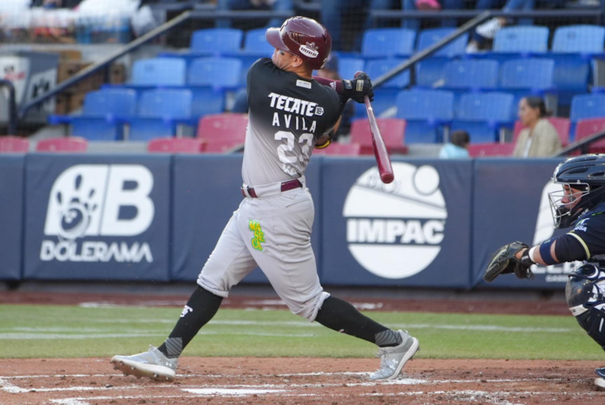 $!Grand slam de Isiah Gilliam rubrica la barrida de Tomateros en Monterrey