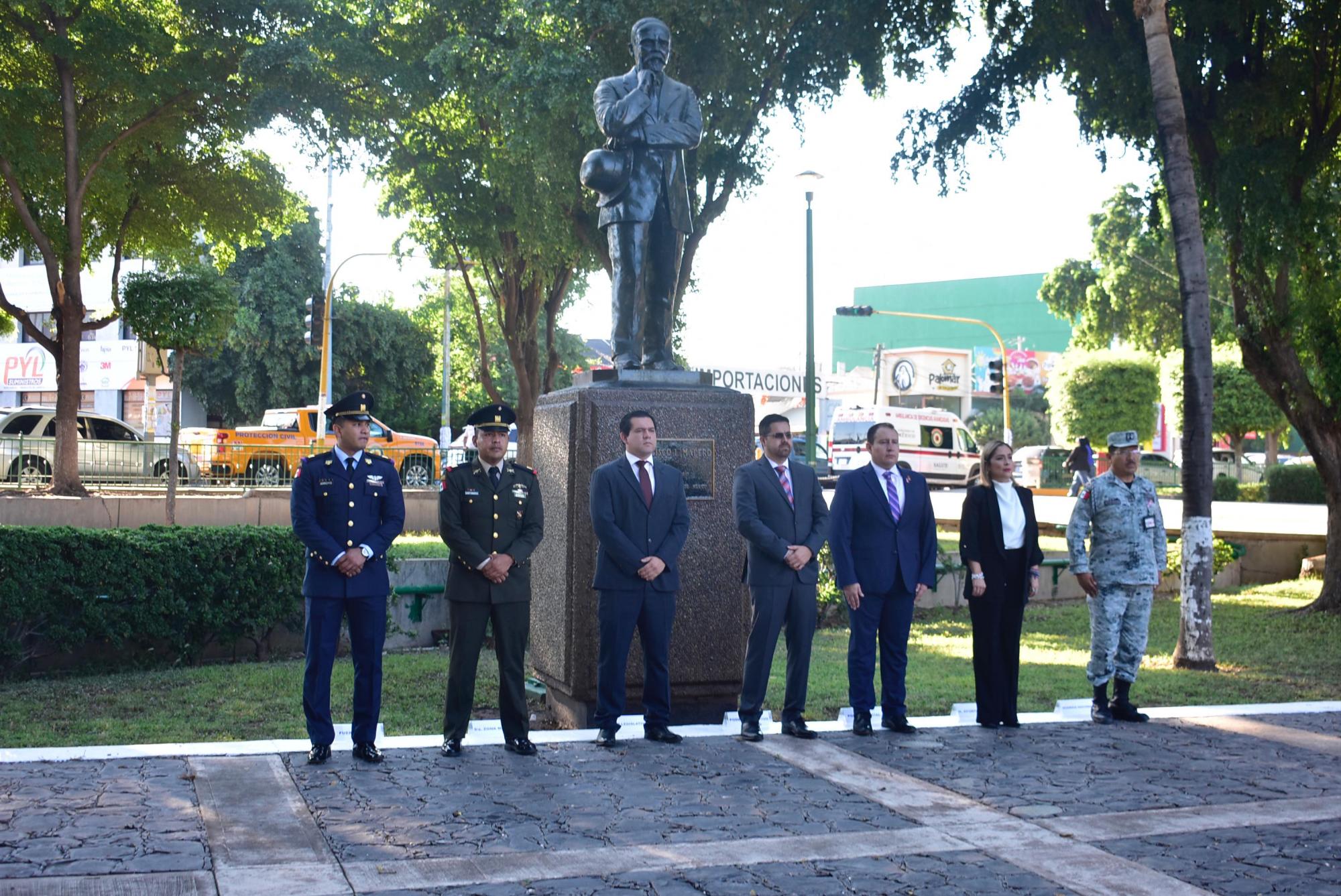 $!Conmemora Gobierno de Sinaloa 151 años del natalicio de Francisco I. Madero