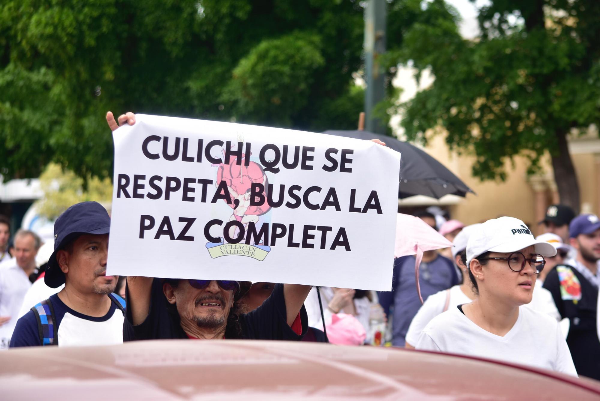 $!Marchan en Culiacán para recuperar sus calles y exigir la paz para Sinaloa