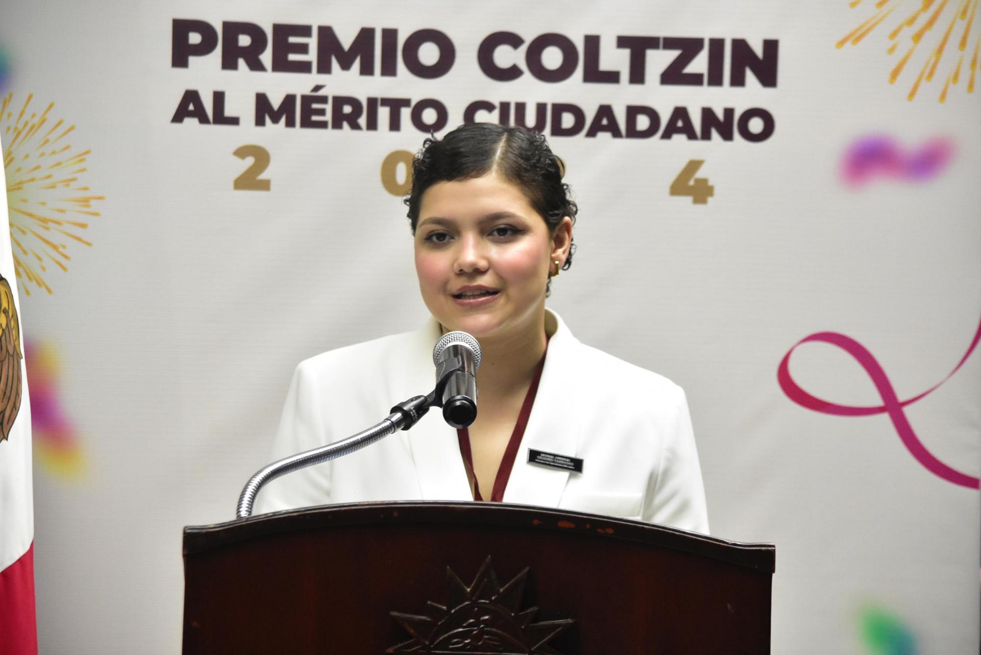 $!Entregan Premio Coltzin a cinco culiacanenses destacados