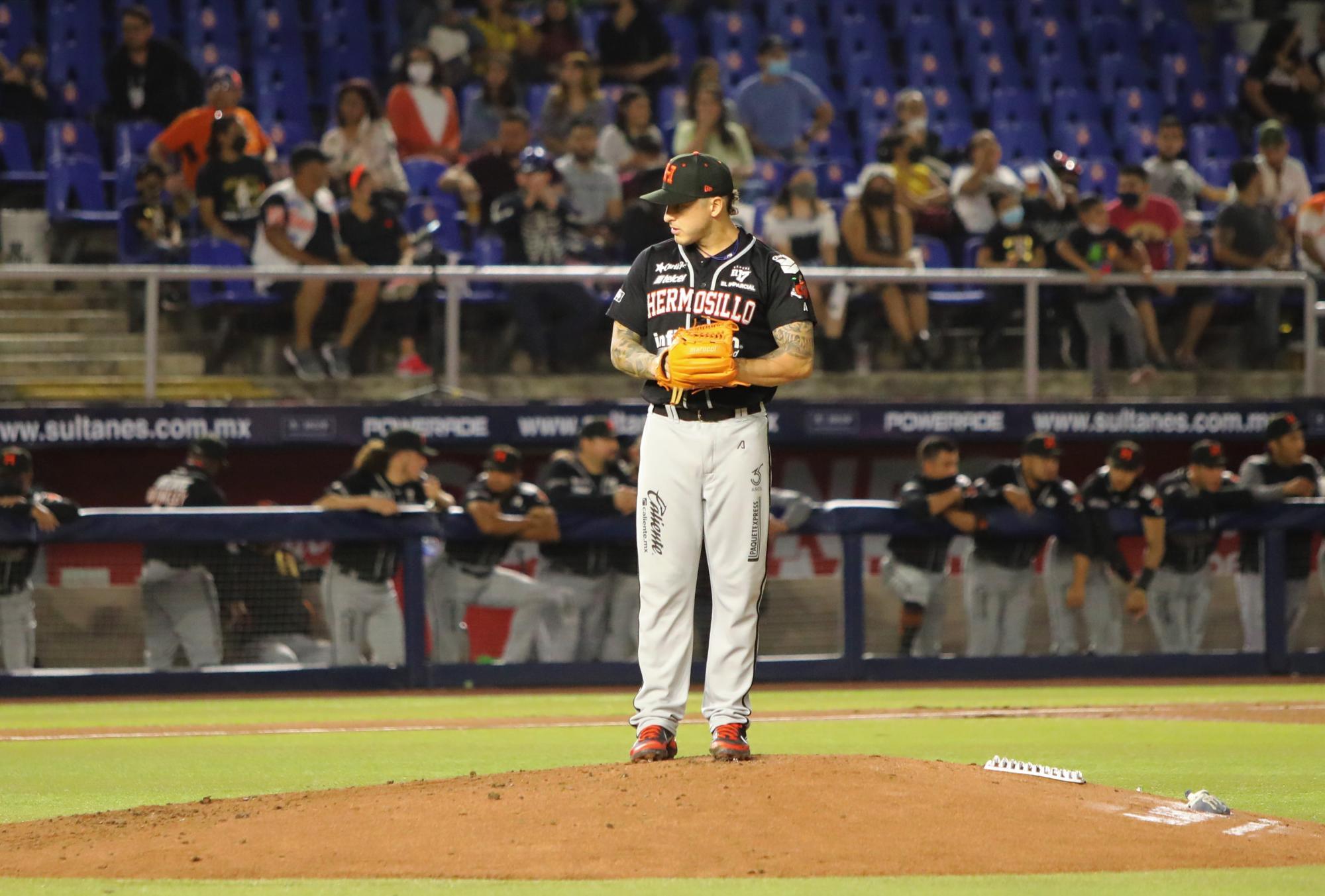 $!Naranjeros vence 11-6 a los Sultanes en el inicio de la serie de visita en el Palacio Sultán