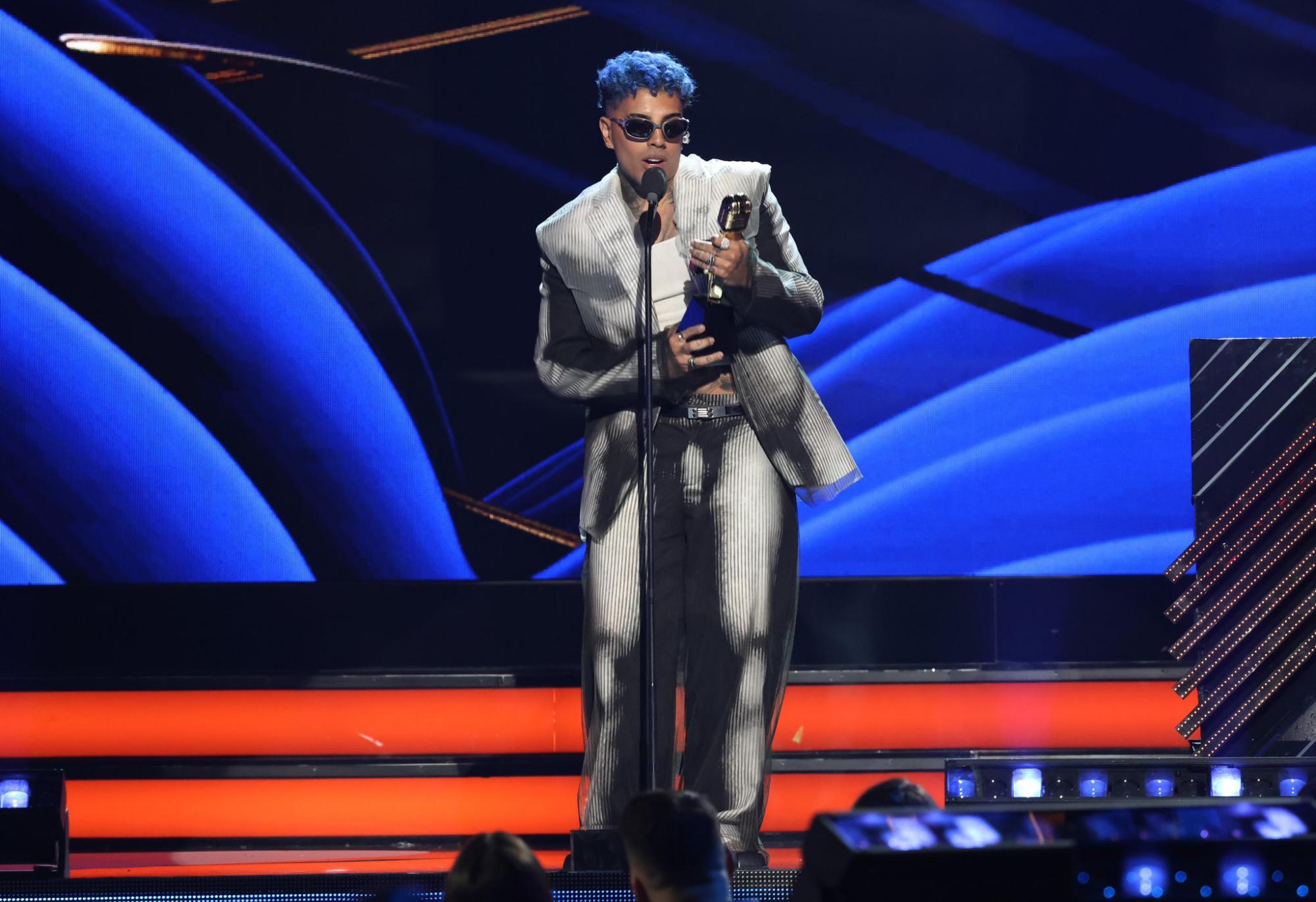 $!Bad Bunny se convierte en el Mejor Artista del Año en los Premios Latin Billboard 2022