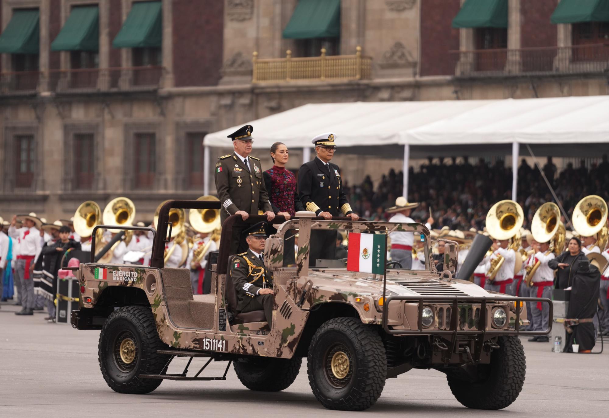 $!Sheinbaum encabeza su primer desfile como Comandanta Suprema de las Fuerzas Armadas