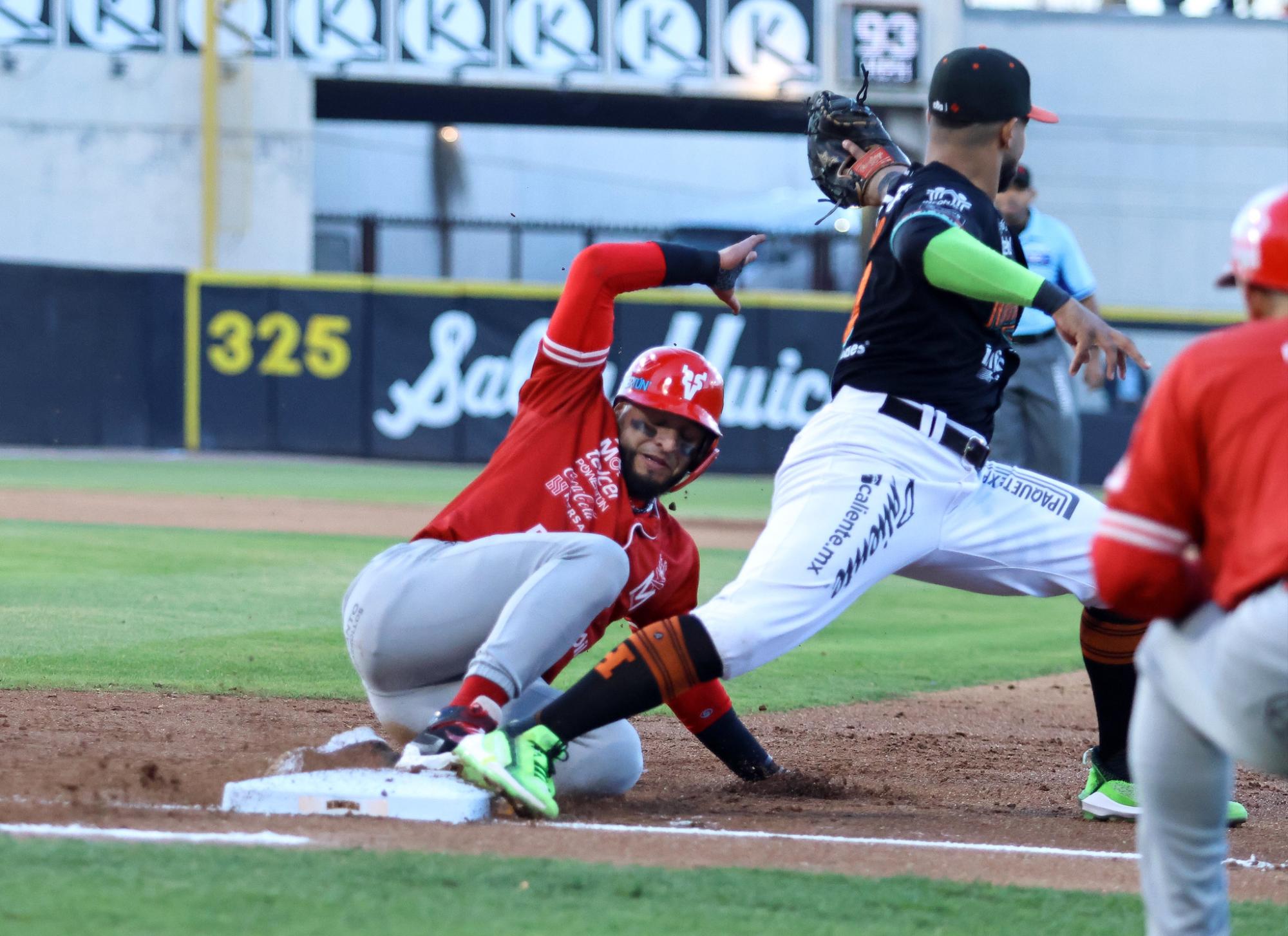 $!Falta el batazo oportuno y Venados está en desventaja 0-2