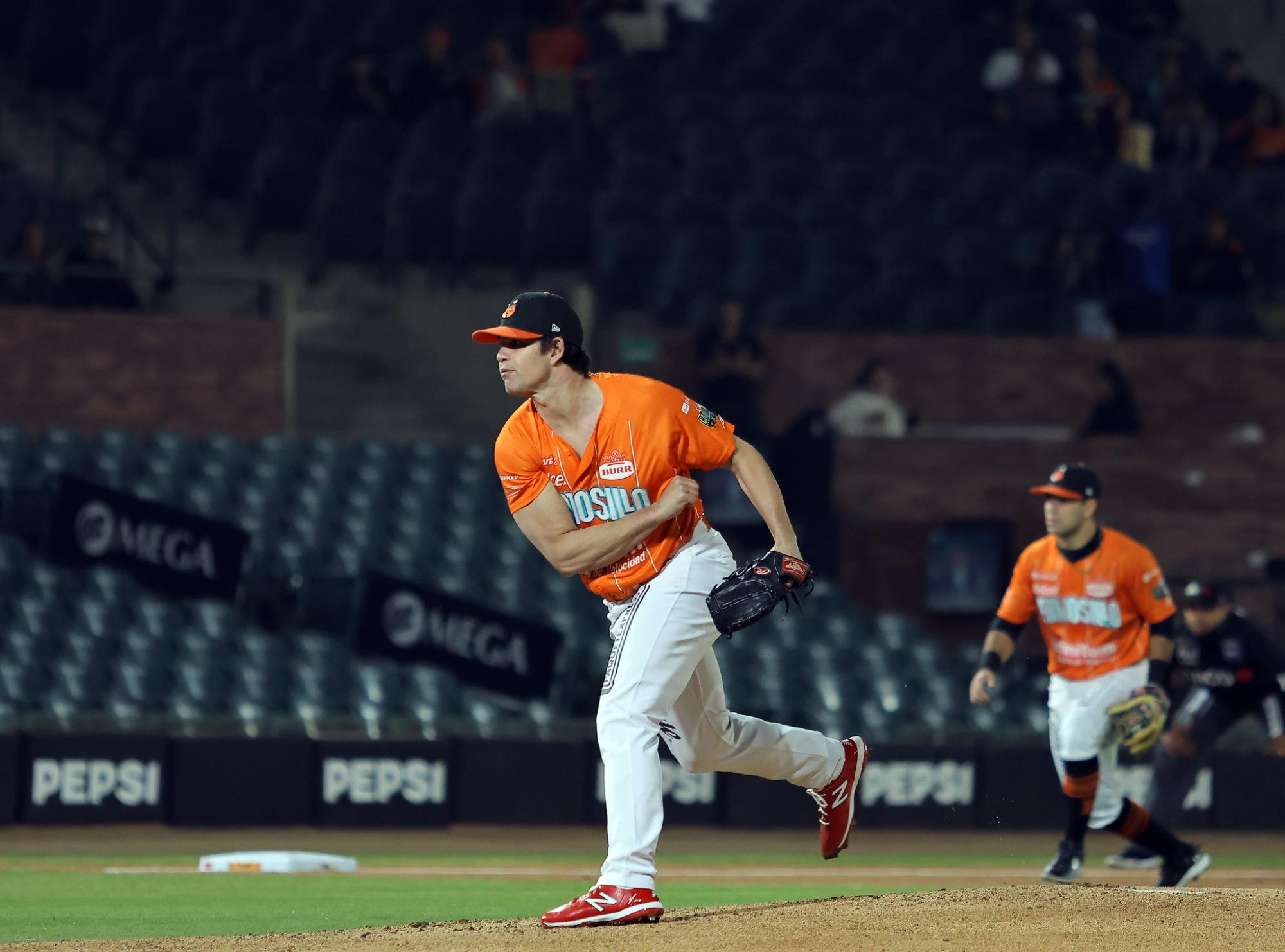 $!Los Naranjeros cierran la primera vuelta con victoria ante Charros y se quedan con la serie