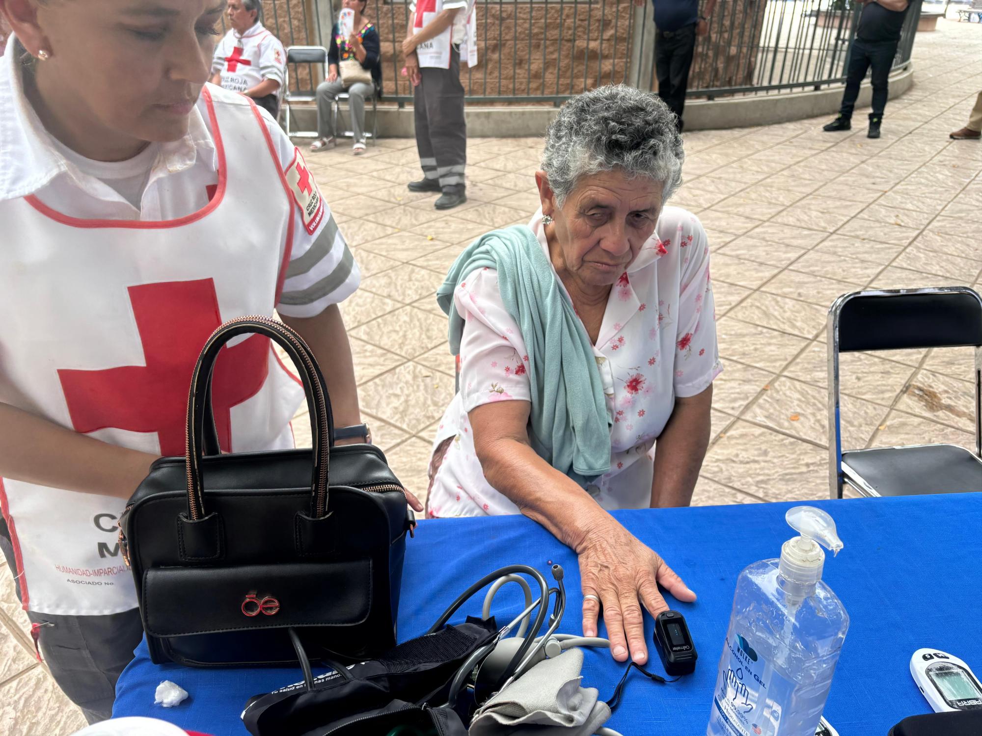 $!Una mañana de alegría y diversión: Cruz Roja Culiacán organiza festejo por el Día del Abuelo