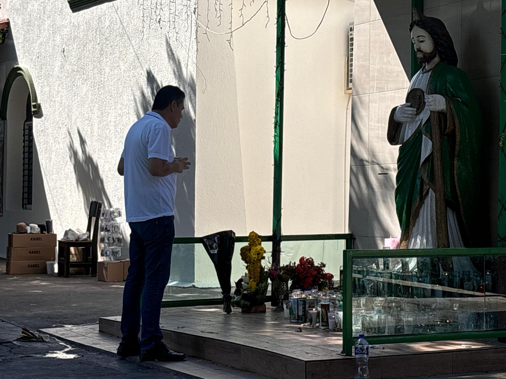 $!Feligreses en Culiacán manifiestan su fe a San Judas Tadeo y piden paz por su ciudad