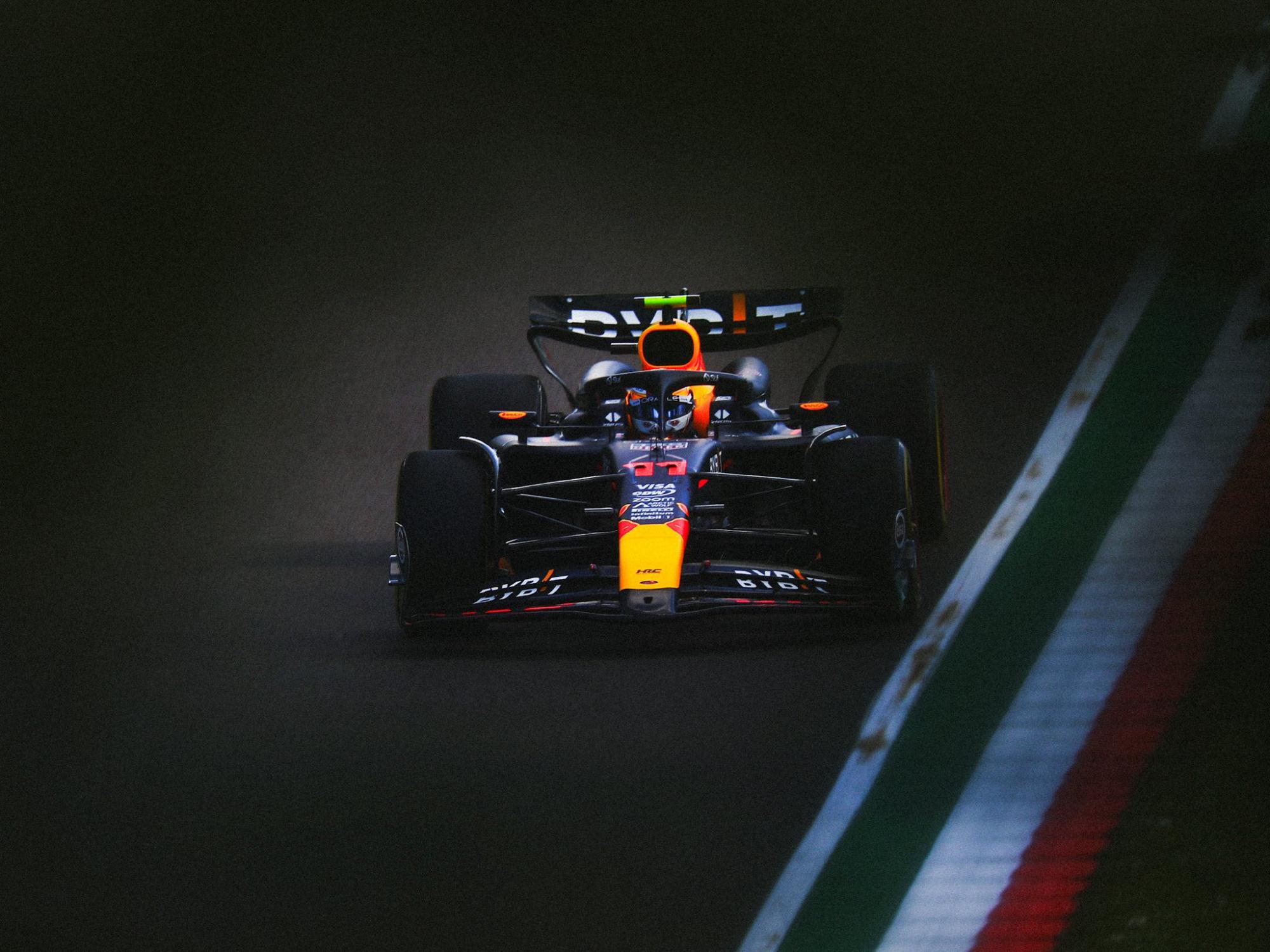 $!Checo Pérez arrancará en sitio 11 en GP Emilia Romagna; pole para Verstappen