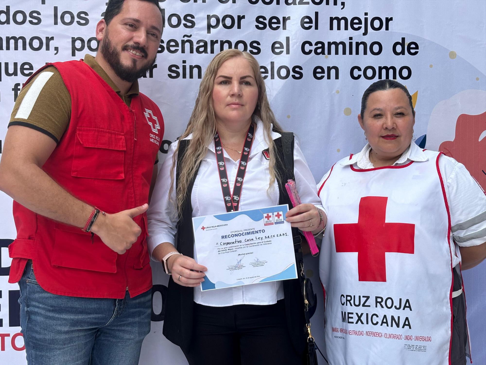 $!Una mañana de alegría y diversión: Cruz Roja Culiacán organiza festejo por el Día del Abuelo