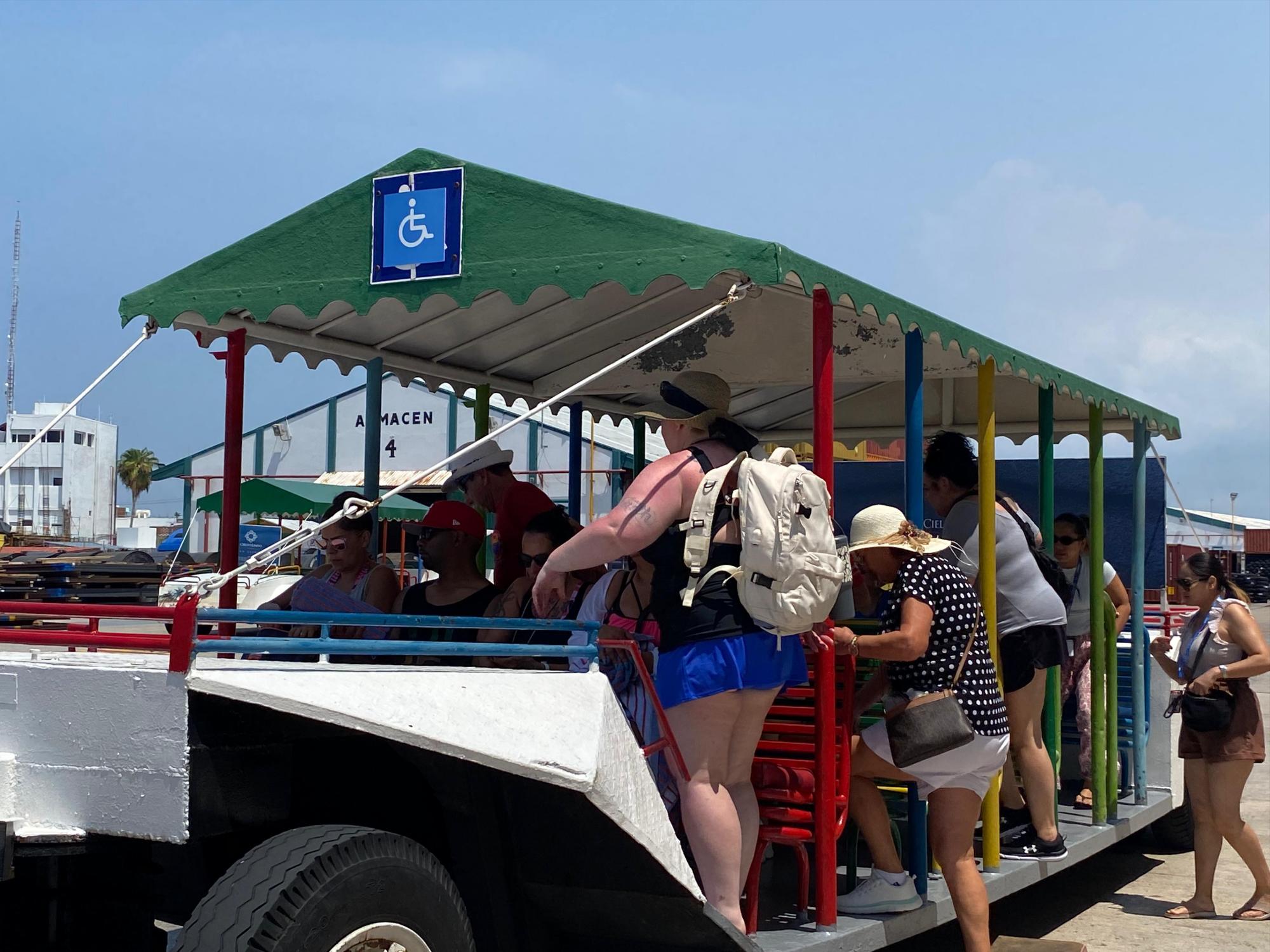 $!Cierra agosto con la visita de de 272 mil 740 turistas de cruceros en Mazatlán