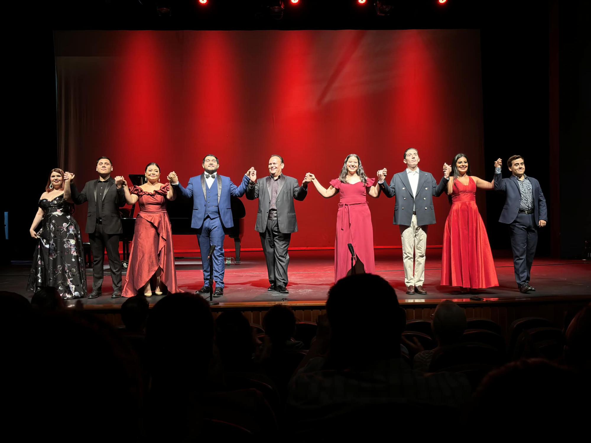 $!El tenor mazatleco pertenece al Taller de Ópera de Sinaloa.