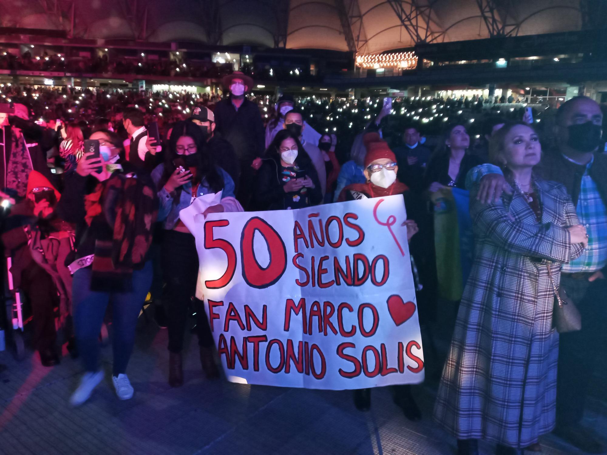 $!Después de dos cancelaciones, Marco Antonio Solís brinda velada romántica en Culiacán