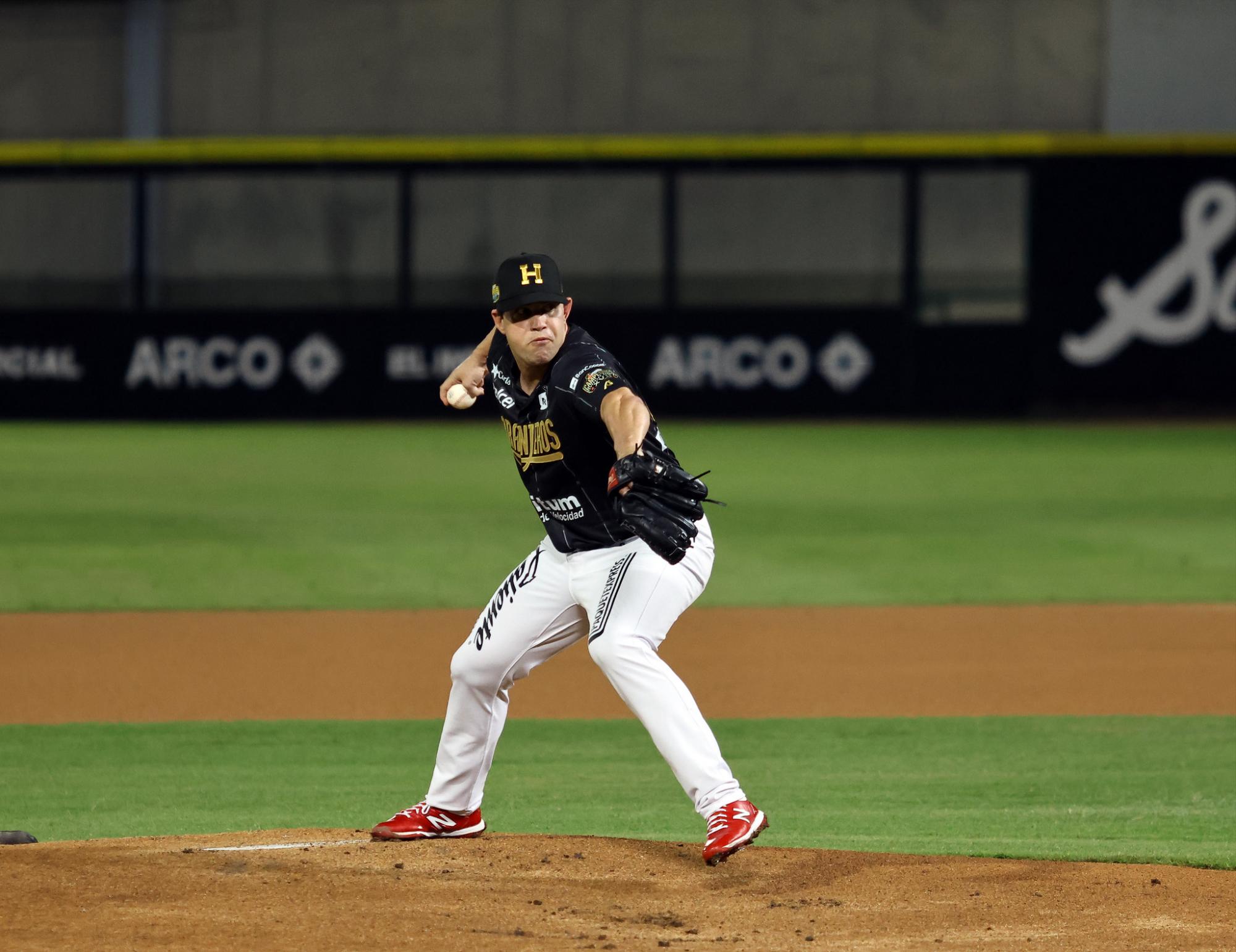 $!Los campeones Naranjeros inician con el pie derecho la nueva temporada