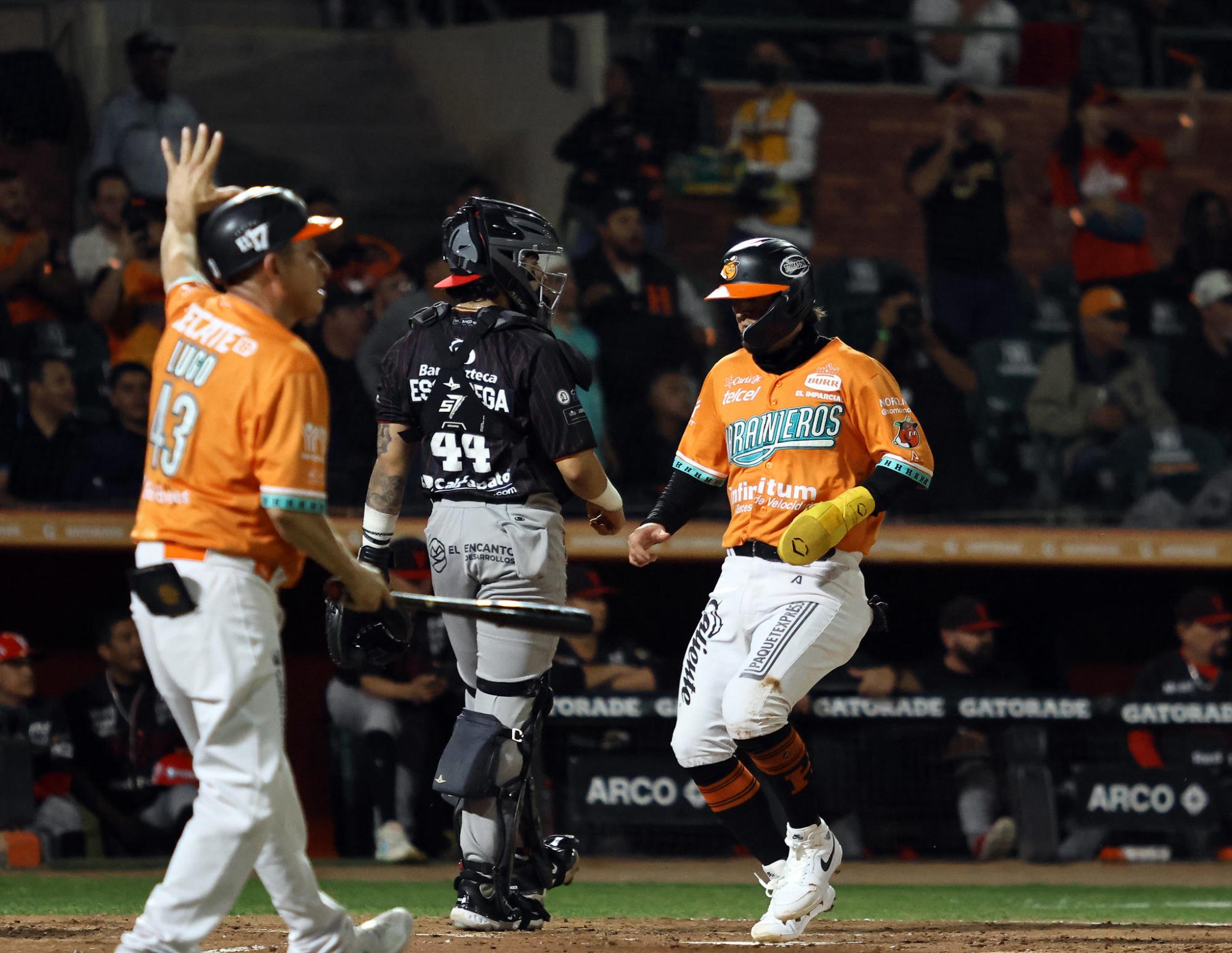 $!Naranjeros demuestra su poder para vencer a Venados en el arranque de la final