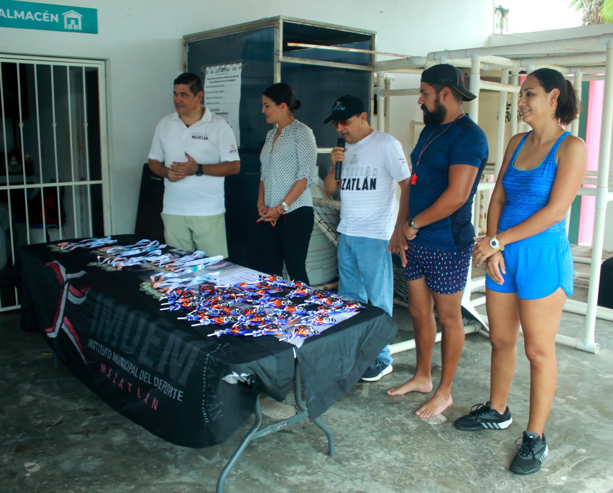 $!Concluyen infantes divertidas vacaciones con el Curso Intensivo de Natación Verano 2024