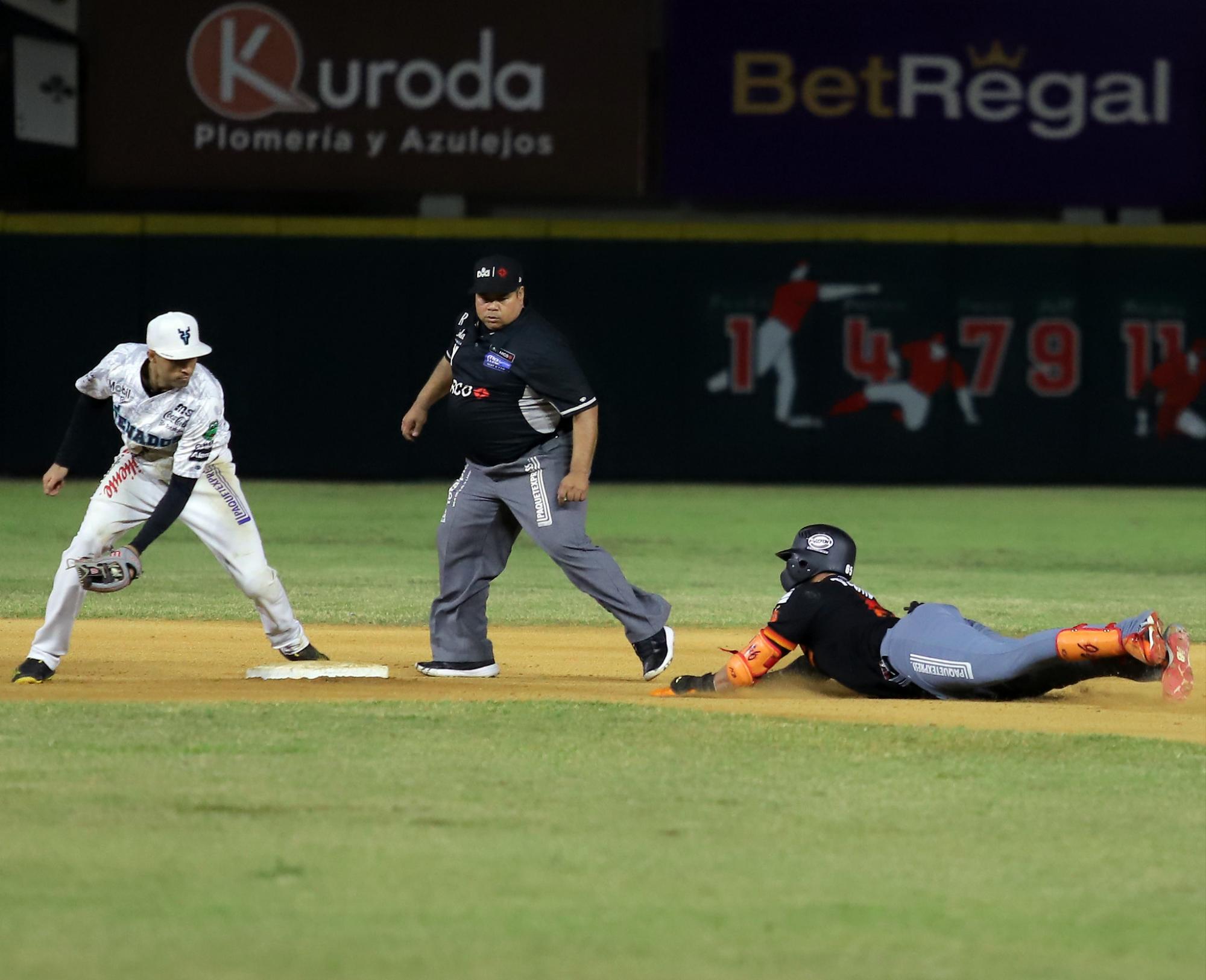 $!Posponen juego de Venados y Naranjeros ante ola de violencia en Sinaloa