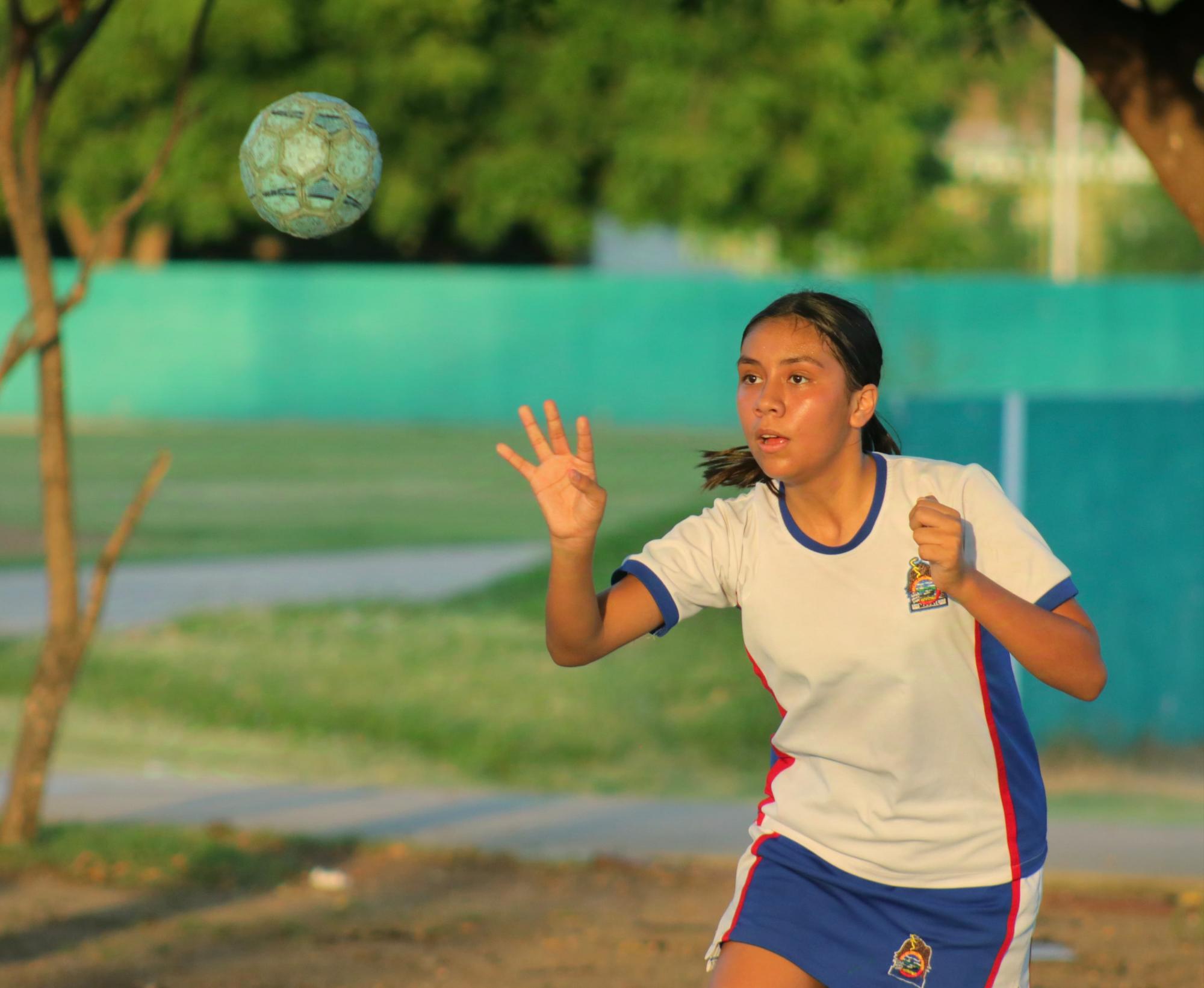 $!Inicia handball a tambor batiente en la Unidad Juárez