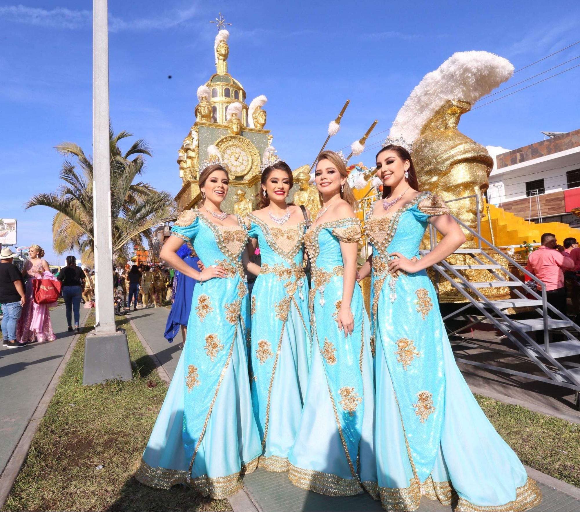 $!Las Princesas reales, Ana Karenn Espinoza, Dania Trujillo, Arantxa Tirado y Marina Beltrán.