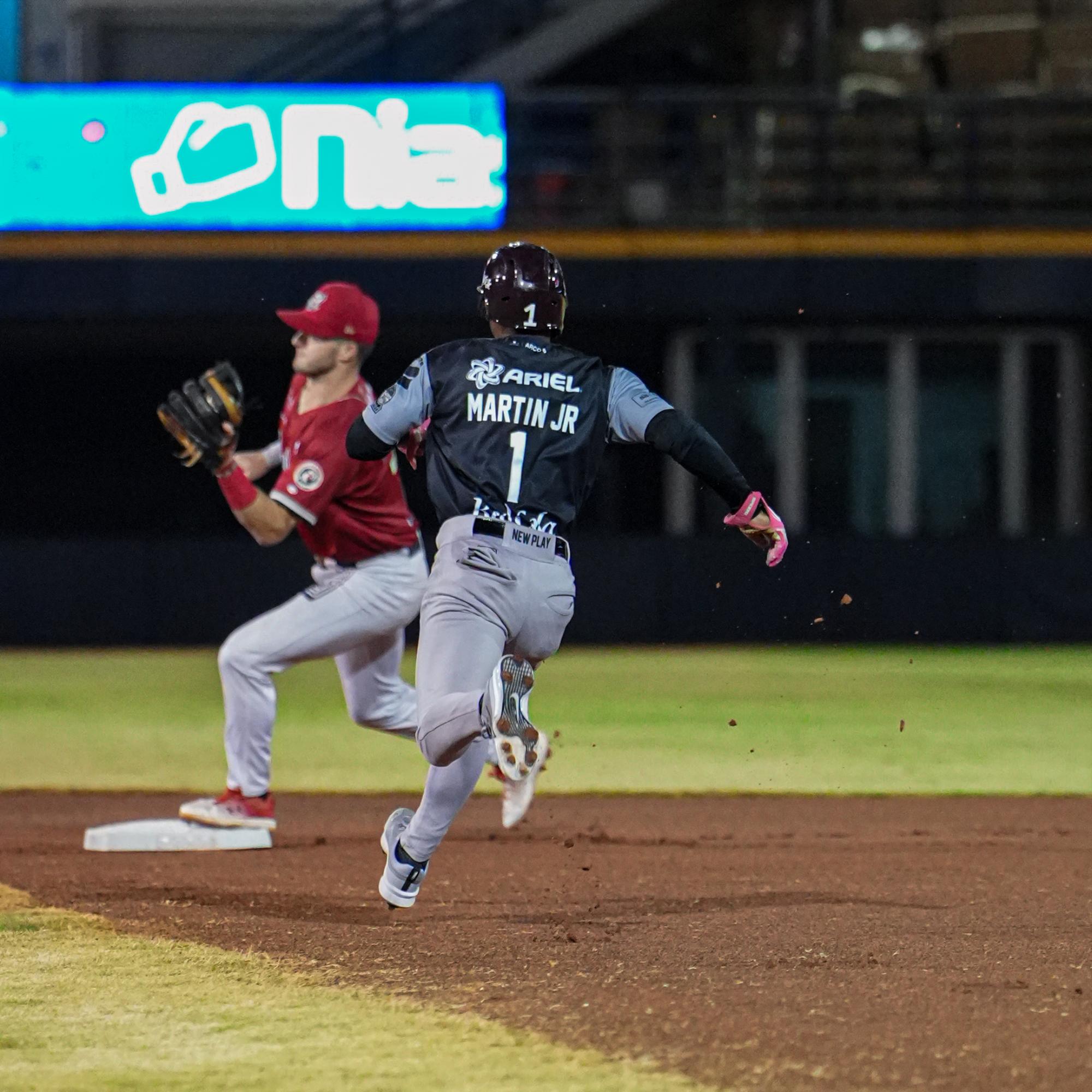 $!Tomateros tiene certero ataque y empareja la serie en la frontera