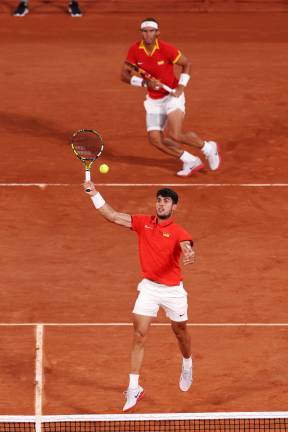 Rafael Nadal y Carlos Alcaraz caen en dos sets.