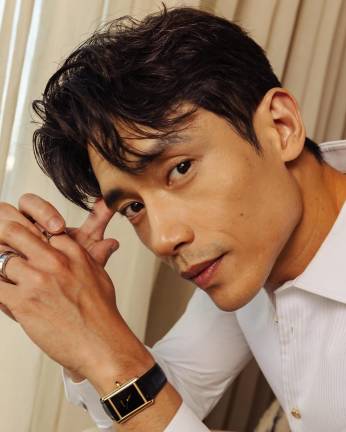 Manny Jacinto será el esposo de Lindsay Lohan en ‘Viernes de locos’