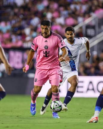 Luis Suárez marca el segundo gol del Inter Miami.