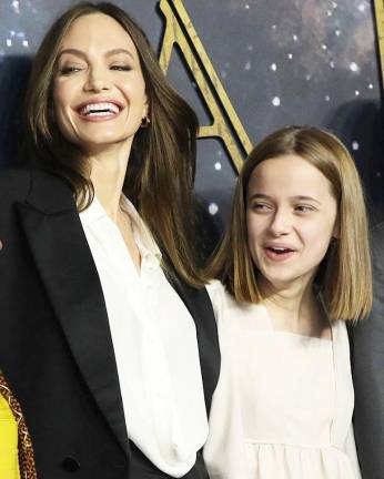 Angelina Jolie y su hija Vivienne.