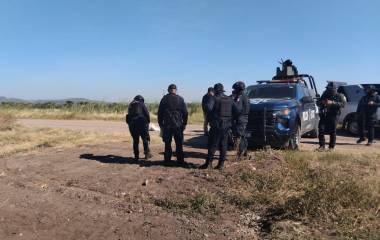 Este miércoles fue localizado un cuerpo por la carretera La 20, en Culiacán, que sería de un policía privado de la libertad el martes.