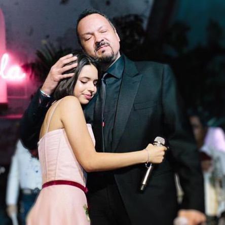 $!Envía Pepe Aguilar advertencia a los culpables de fotomontaje de Ángela Aguilar